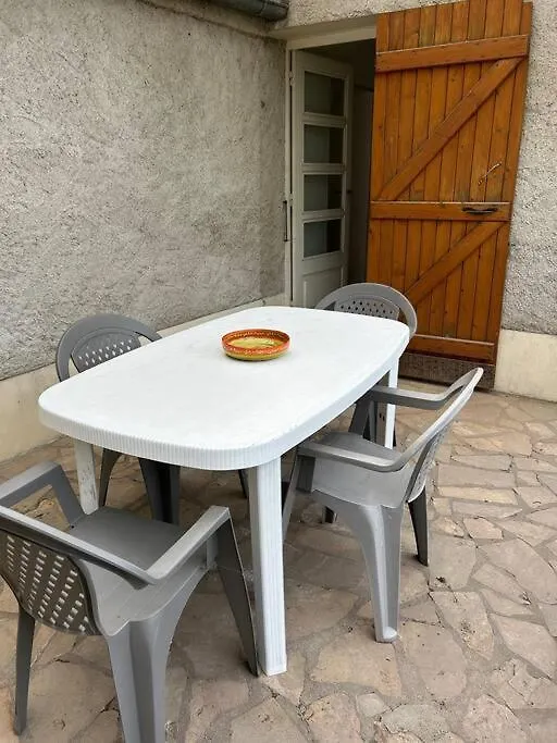 Nid Douillet-Loire A 100M Villa Saint-Leger-Des-Vignes France