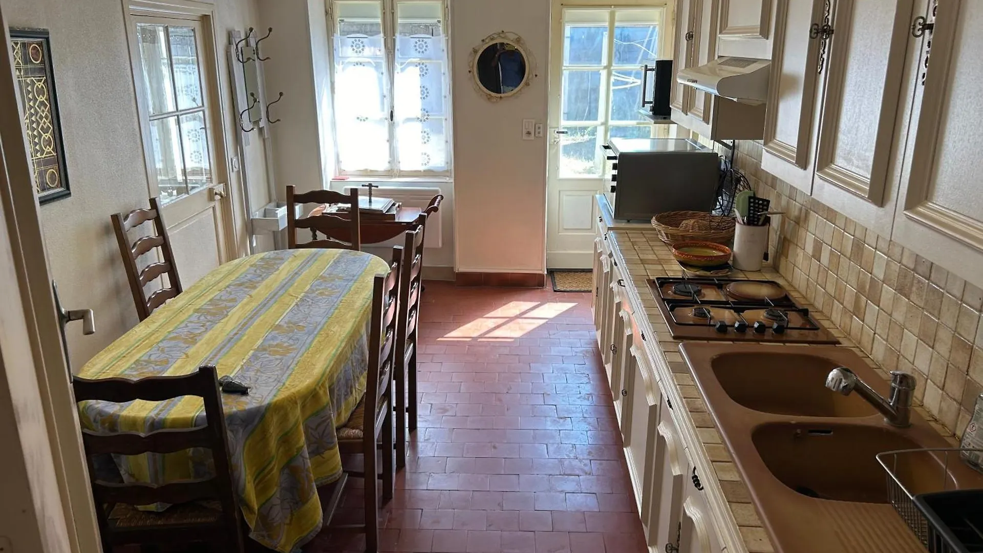 Nid Douillet-Loire A 100M Villa Saint-Leger-Des-Vignes France
